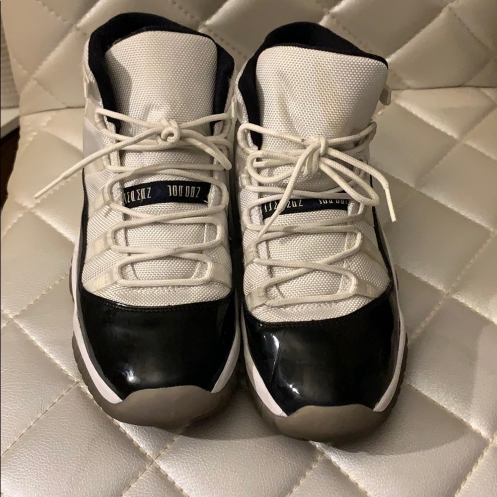 Nike Air Jordan 11 XI Retro GS Concord White Black